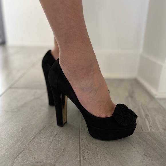 Louis Vuitton shoe - Picture 9 of 10